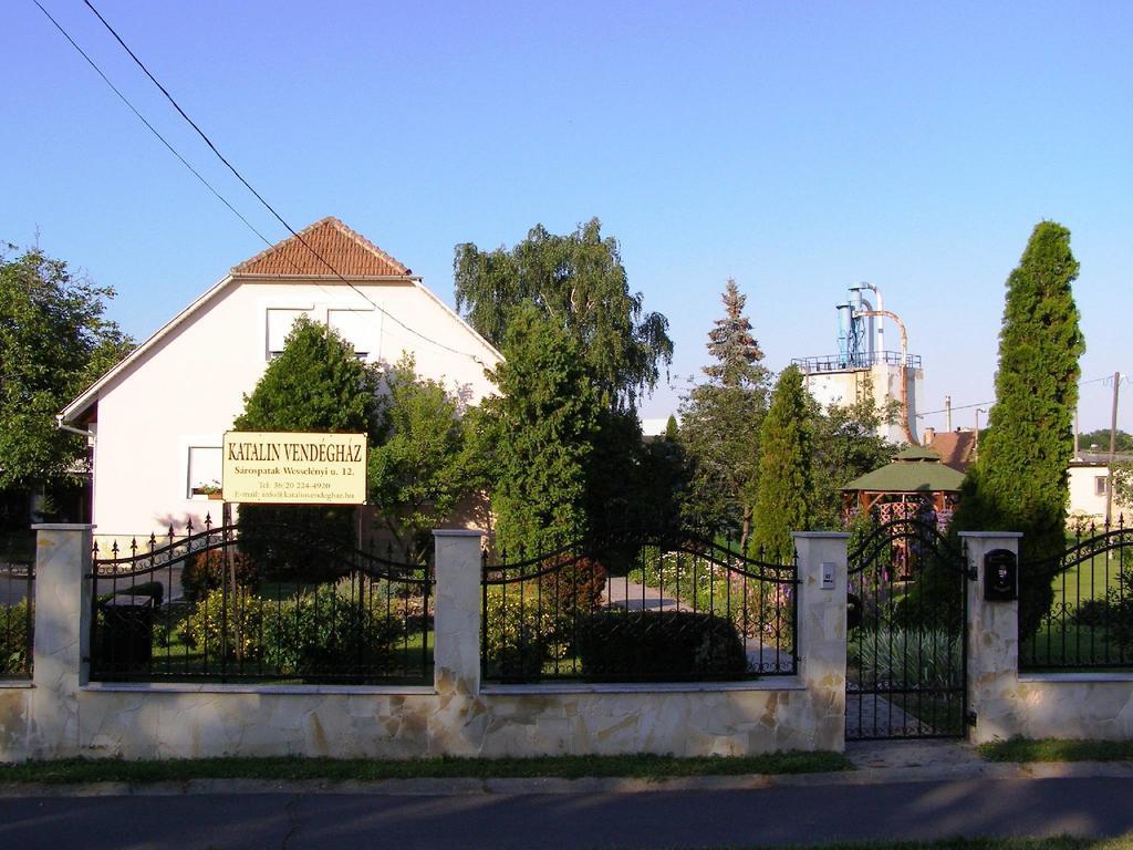 Hotel Katalin Vendeghaz Sárospatak Zewnętrze zdjęcie